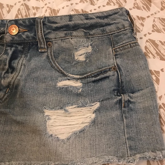 Light Blue Denim Jean Mink Skirt Women’s Size 8 - Picture 3 of 8